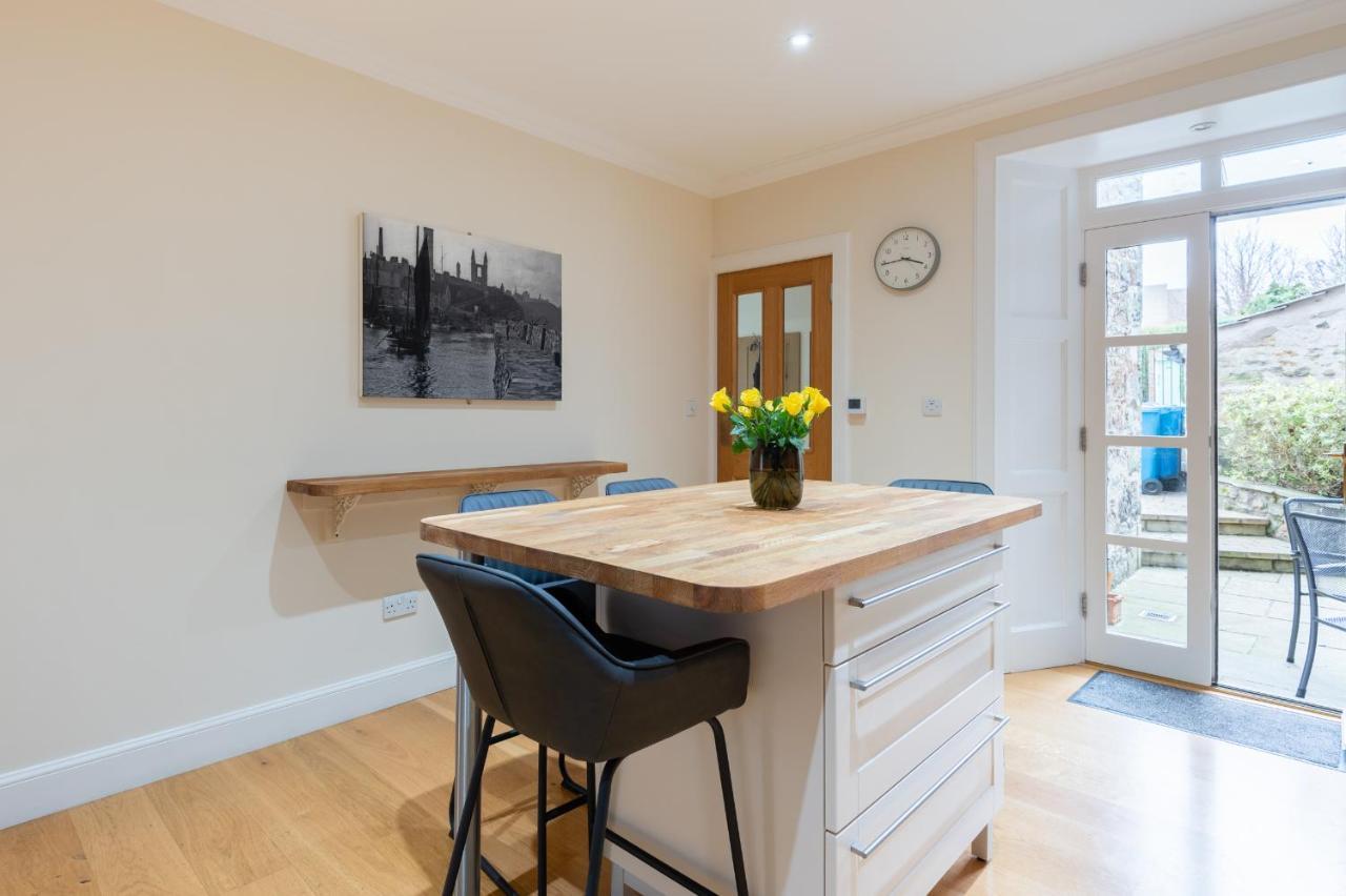 138 North Street - Luxury 2 Bed 2 Bath With Secret Garden, Summerhouse, Putting Green St Andrews Luaran gambar